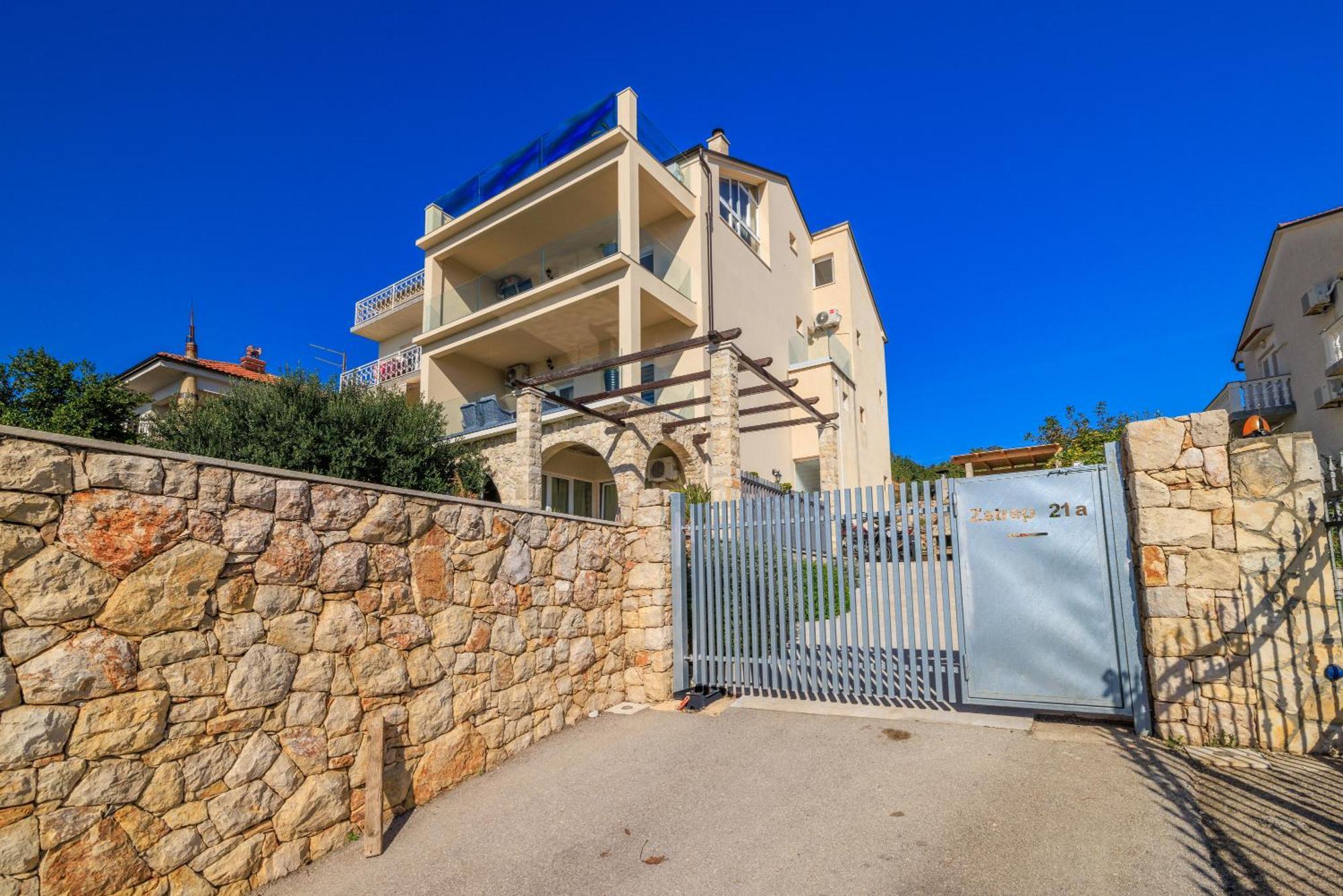 Apartmani Tijana Novi Vinodolski Exterior photo